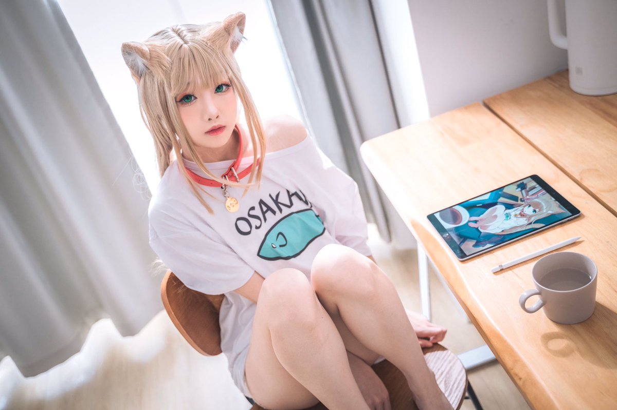 JCDYD's tweet photo. Kinako cosplay

画师：@40hara 
出镜：南歌
摄影：原PO

喜欢Kinako！小小只的好可爱！谢谢40原老师的创作～
找了南歌拍了这套COS正片～辛苦合作的各位啦 希望大家喜欢 https://t.co/R7uUAmeZKg