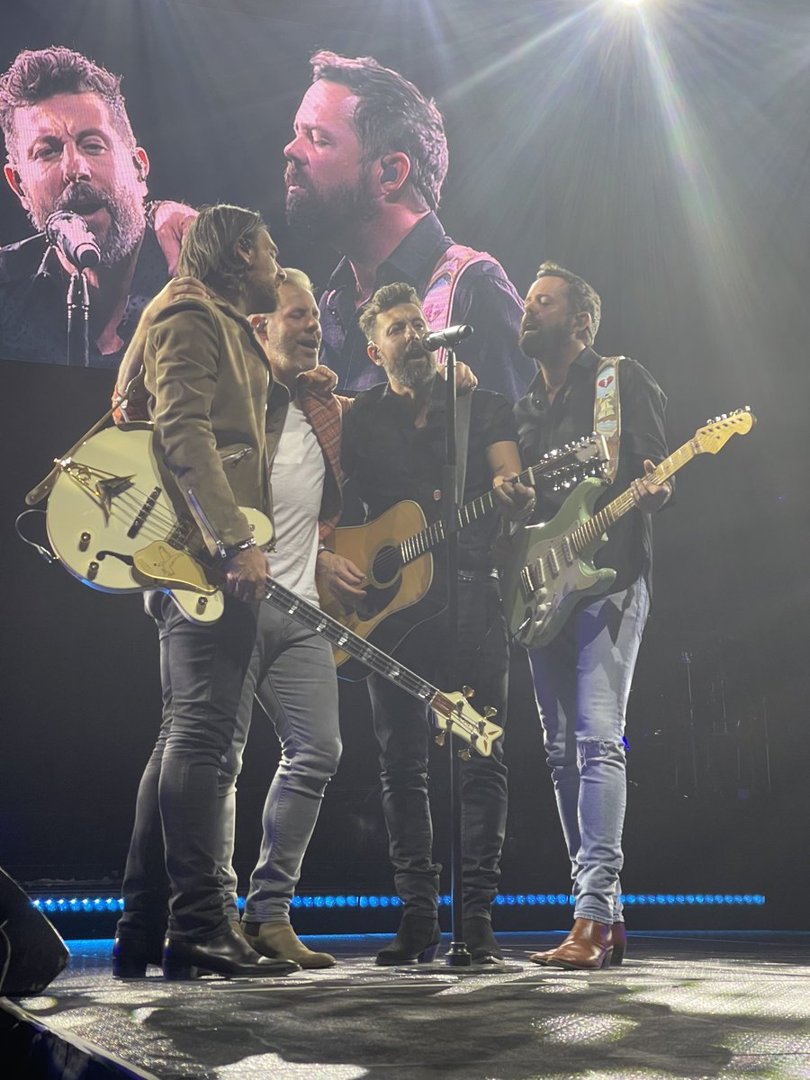 jtomazic's tweet photo. @OldDominion @MoheganSun https://t.co/HHFilqLBsd