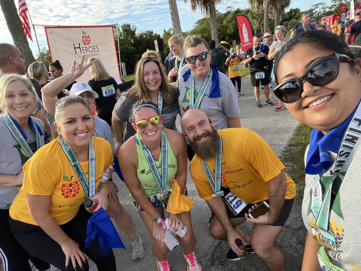 ChristyAliaga's tweet photo. Team Verde K-8 running Heroes for Education 5k! https://t.co/CPDnriTh9p