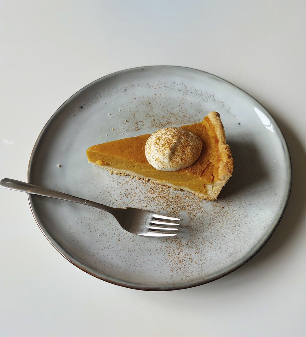 naturlider's tweet photo. Echa un vistazo a nuestra sencilla receta de #pasteldecalabaza y serás la estrella de la fiesta de halloween --> https://t.co/lovHtuaSch
#NAturlider #halloween #complementosalimenticios #receta #postre https://t.co/HNOZtN54pb
