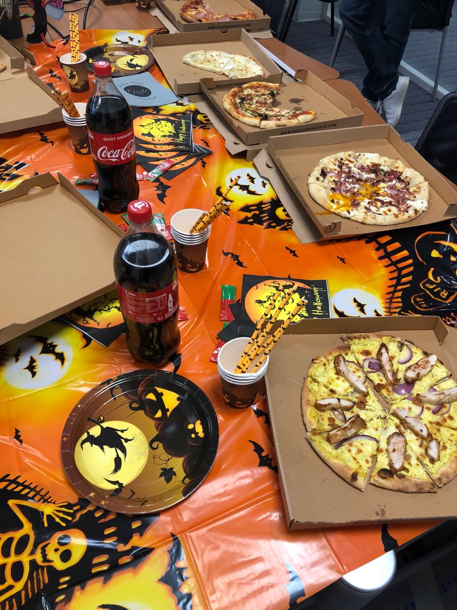 RG_System's tweet image. 🎃👻 HALLOWEEN 👻🎃
Les locaux RG se sont quelques peu métamorphosés pour Halloween et nos collabs aussi... Mais âmes sensibles s'abstenir nous ne partagerons que les photos des locaux. 😜 Happy Halloween (et pas trop d'abus de bonbons)
|
|
🕷️
#Halloween #IT #RGSystem