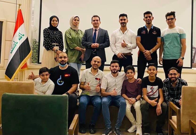 Founders and volunteers for do your bit challenge event in Iraq 🇮🇶 30/10/2021 @microbit_edu @CodeClubWorld