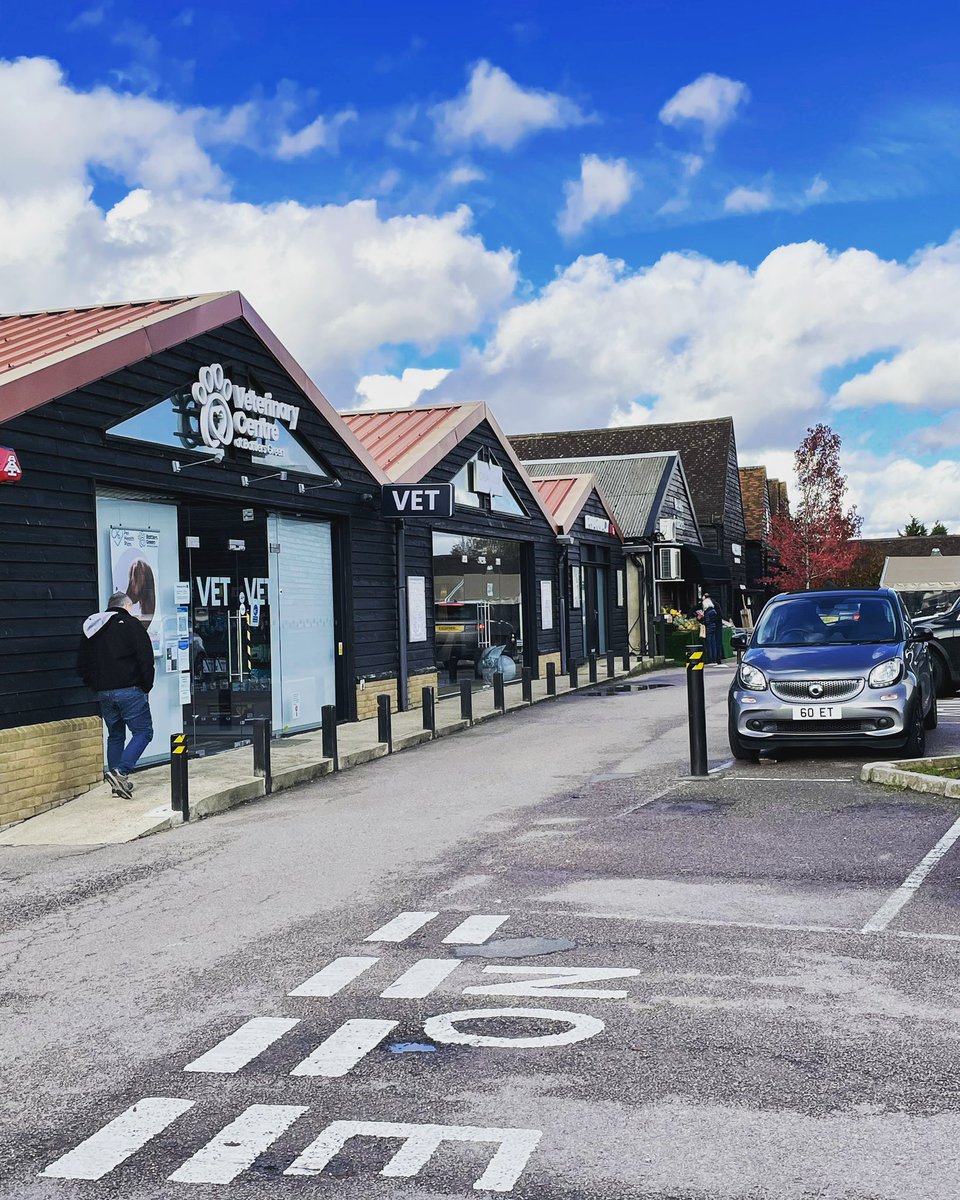 CNealefinders's tweet image. Client meeting in glorious Radlett!