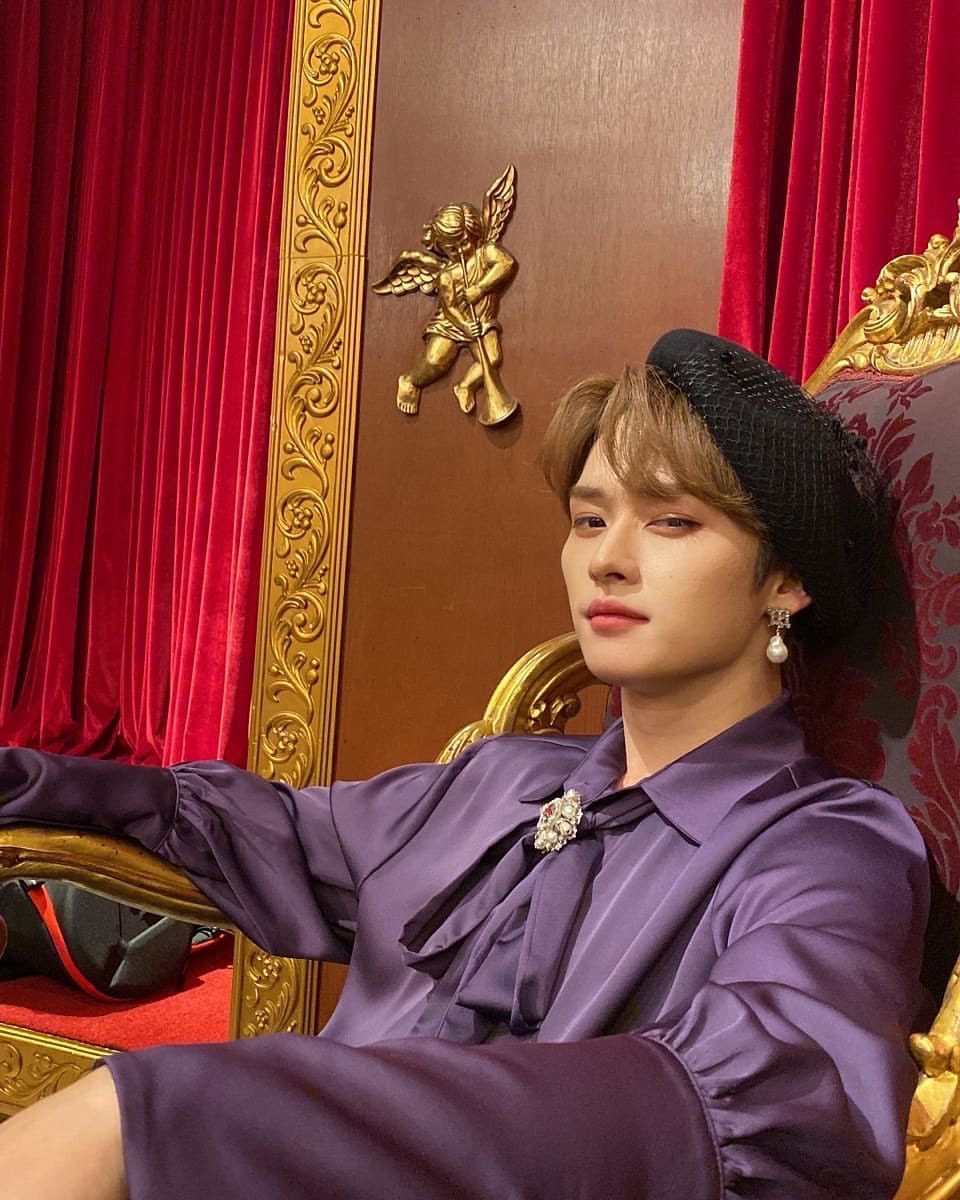 skzempireturkey's tweet photo. 211031 | 📸 @/realstraykids #LEKNOW Instagram Güncellemesi
"SKZ del Luna👀
#LeeKnowSevimli #LeeManwol #GizliBirİkinciİş" https://t.co/d8a0CE2Zjz