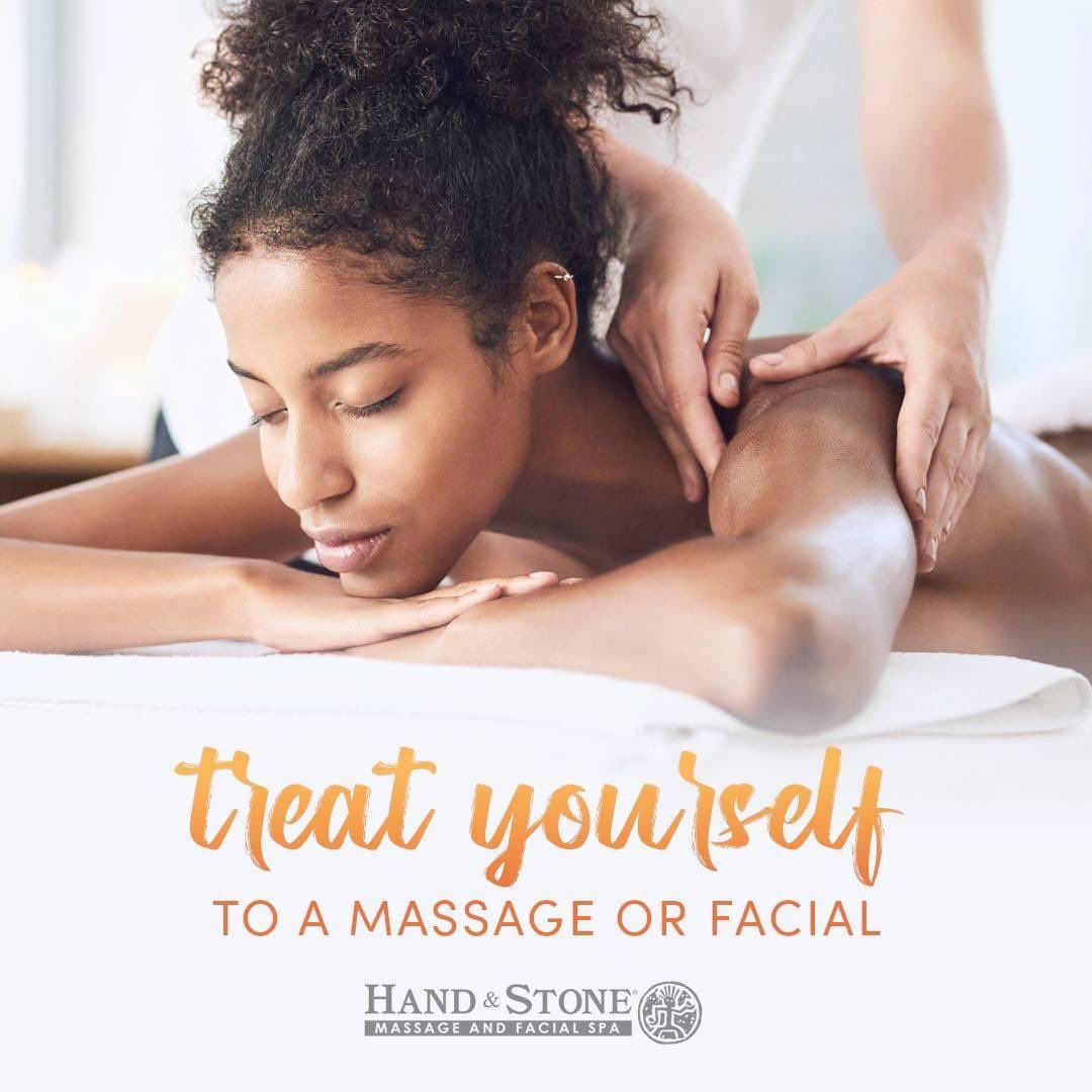 HandandStoneChi's tweet photo. We have a few facial appointments today. Call 312 753 3312 or book online at https://t.co/nwZaex6JxP. #relax #southloop #michiganavenue https://t.co/5UFxRDU8qf