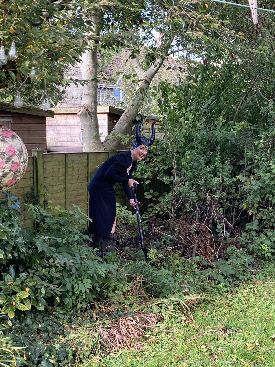 RPUffendell's tweet photo. You donโt see #Maleficent gardening in #somerset every day. Looking after the moors as she always does @angelinajolie03 @MandUff #HelloBeastie @SomersetLife #halloween2021 https://t.co/Ym02iyFVOX
