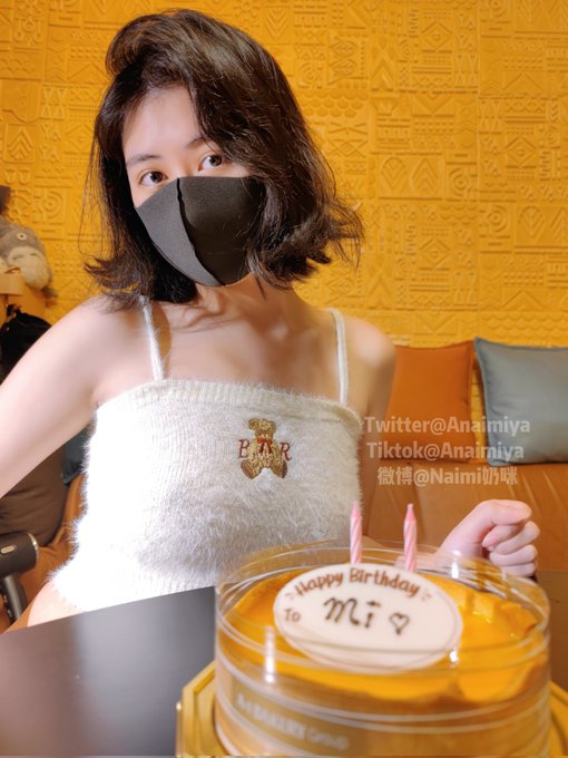 🎂Happy Birthday to me~🎂 600k Followers 達成~✨ 感謝大家一直以來的支持與愛！💕 https://t.co/48JBb2DYka