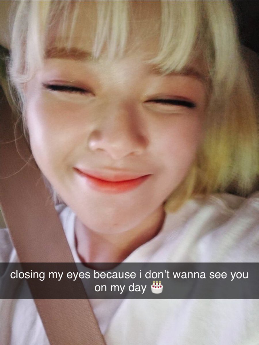 twicesnapchat's tweet photo. — you have received a snap from #JEONGYEON ✨ https://t.co/aM8LPoP5EH