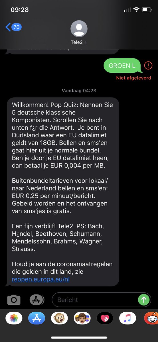 Robausholland's tweet photo. @Famke_femke92 @Tele2Nederland Ik kreeg deze vannacht van @Tele2Nederland @Tele2Webcare heerlijk midden in de nacht wakker worden #tele2 https://t.co/wZNz0KAsTe