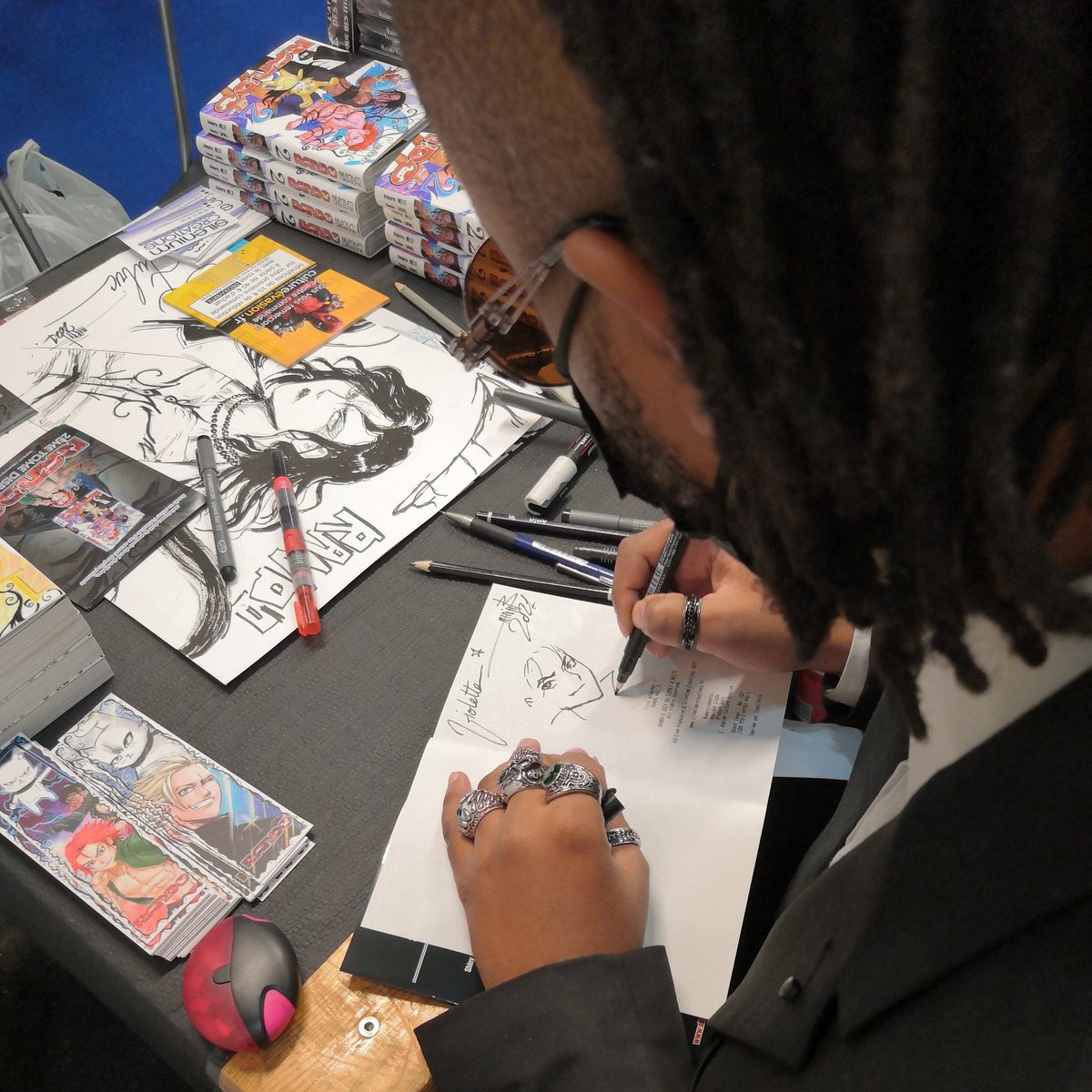 SileniumCrea's tweet photo. IJENLI, dessinateur du manga #Rando est présent jusqu'à ce dimanche soir pour vous rencontrer à la @ChibiRouen !
#manga #rouen @ijenli_art #SileniumCreations https://t.co/UJoItupr6E