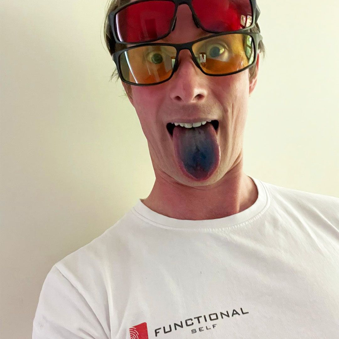Functionalself's tweet image. Happy Halloween #FSFam! 👻🎃

Maybe one of the only days of the year when sporting a @troscriptions Just Blue tongue and @TrueDark Twilights will be socially acceptable? 😆