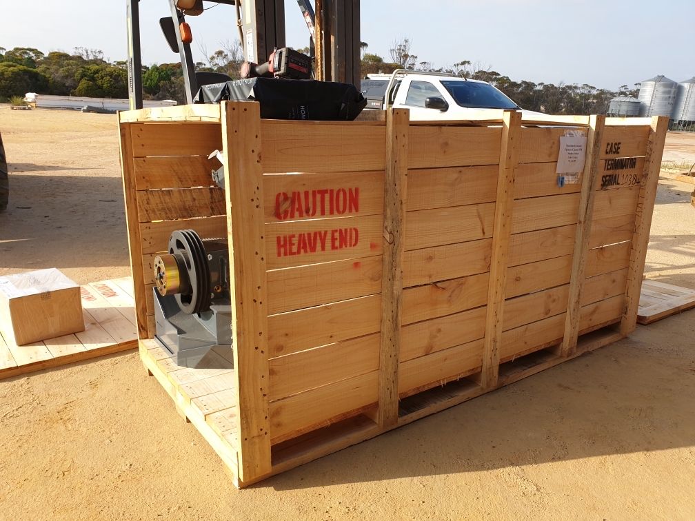 seed_terminator's tweet photo. Check out the shine on this bad boy 😎👌 #NiceWorkLads #HappyHarvest

L-R John Burns, Pieter Erwee and Ash Hayden from Farmers Centre Ravensthorope. 

Shout out to Pieter for being a legend &amp; to Ash for the delivery to save the day - Brett &amp; Robyn say a big thanks 🙏 https://t.co/esjKW9UzZt