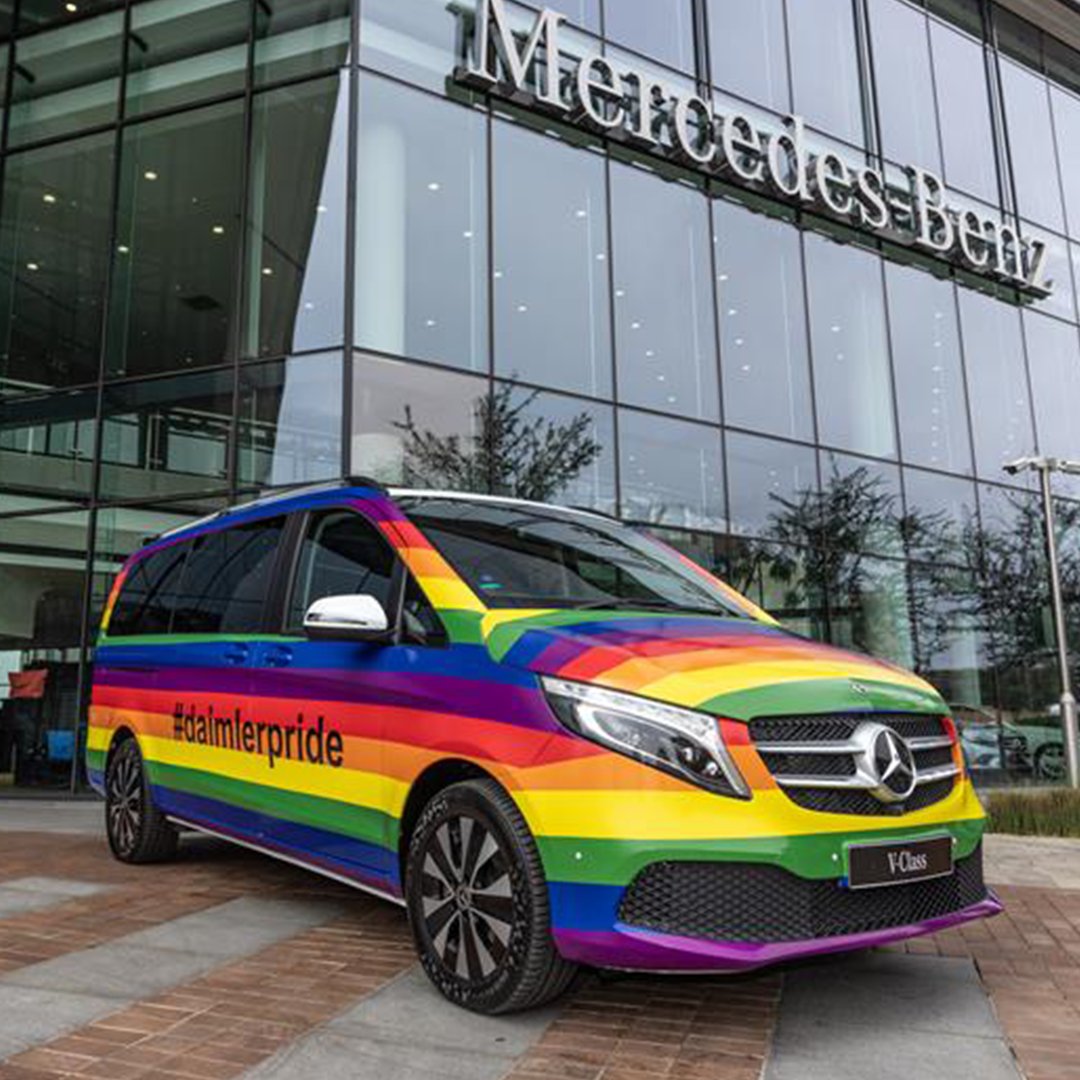 MercedesBenz_SA's tweet photo. Diverse teams make better decisions! Embracing diversity and inclusion is a societal cornerstone and a business imperative. Building a strong, diverse and inclusive culture will maintain our brand stature and fuel our ambitions - through all of our people. #Pride๐ #DaimlerPride https://t.co/pugSDa0hUs
