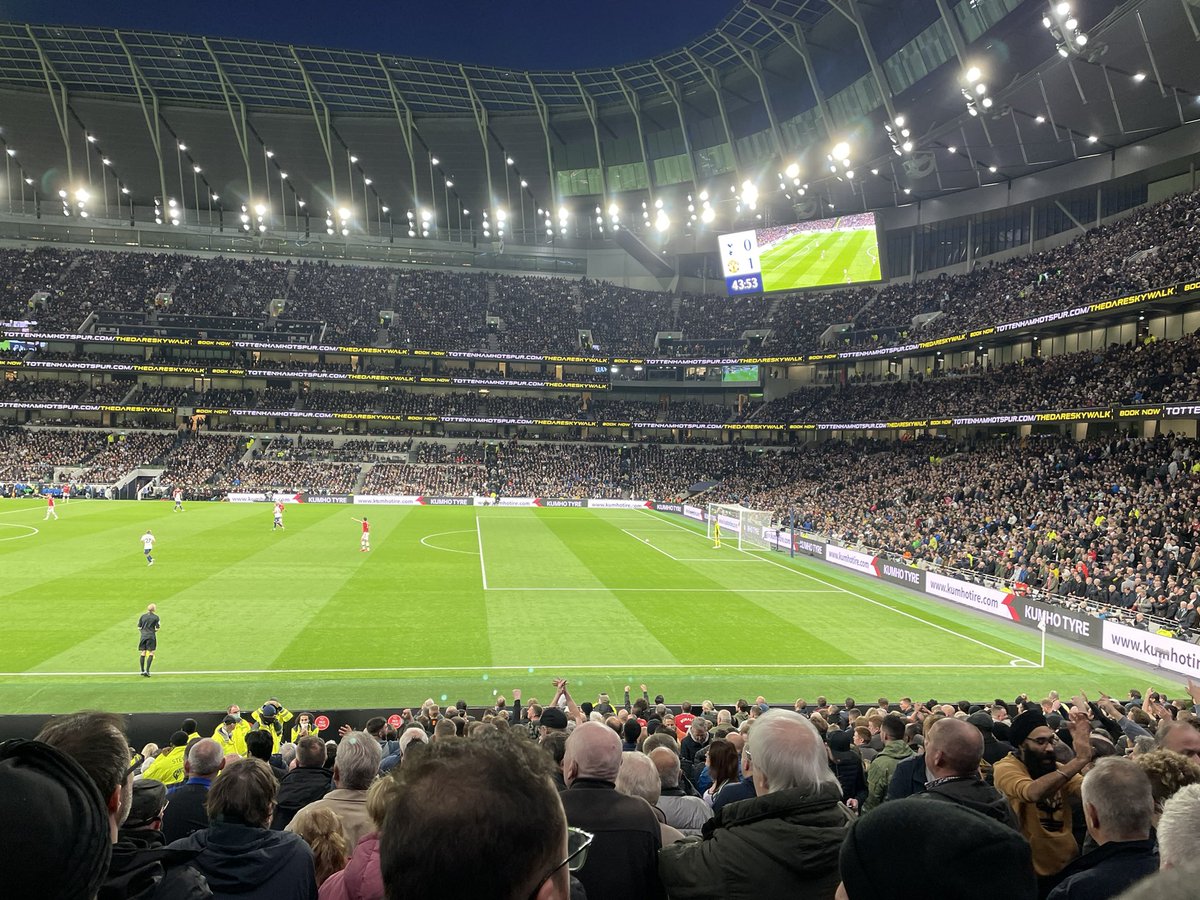 NigelAppleton's tweet photo. Finally made it @SirBrighty #THFCvMUFC #3-0 https://t.co/cJ9126Zhx8