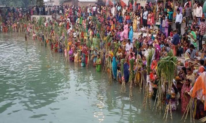 NidhiiTweets_'s tweet photo. our festivals and culture are our Biggest Pride. Don't ever let anyone dim that light and shine....for anything.
#ChhathPuja #FestiveSeason ❤✨ https://t.co/ShUvPhX8g7