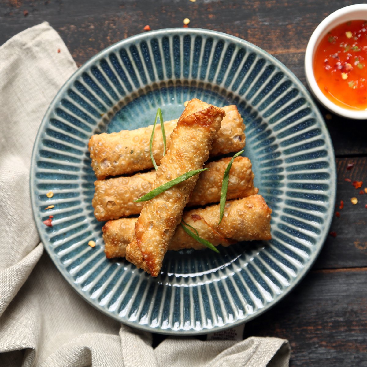 sturfrybox's tweet photo. Sunday Spring Roll!
Enjoy this crisp fried pastry parcels, with a juicy vegetable filling. Served with a homemade dipping sauce. #sturfrybox #sundayvibes
@thefbai
@ifn
@mygoodtimes
@foodfood
@ndtvfood
@eazydiner
@dineout_india
@bombaytimes
@timesfnn
@etimeslifestyle
@toifood https://t.co/CE9Sdpb65c