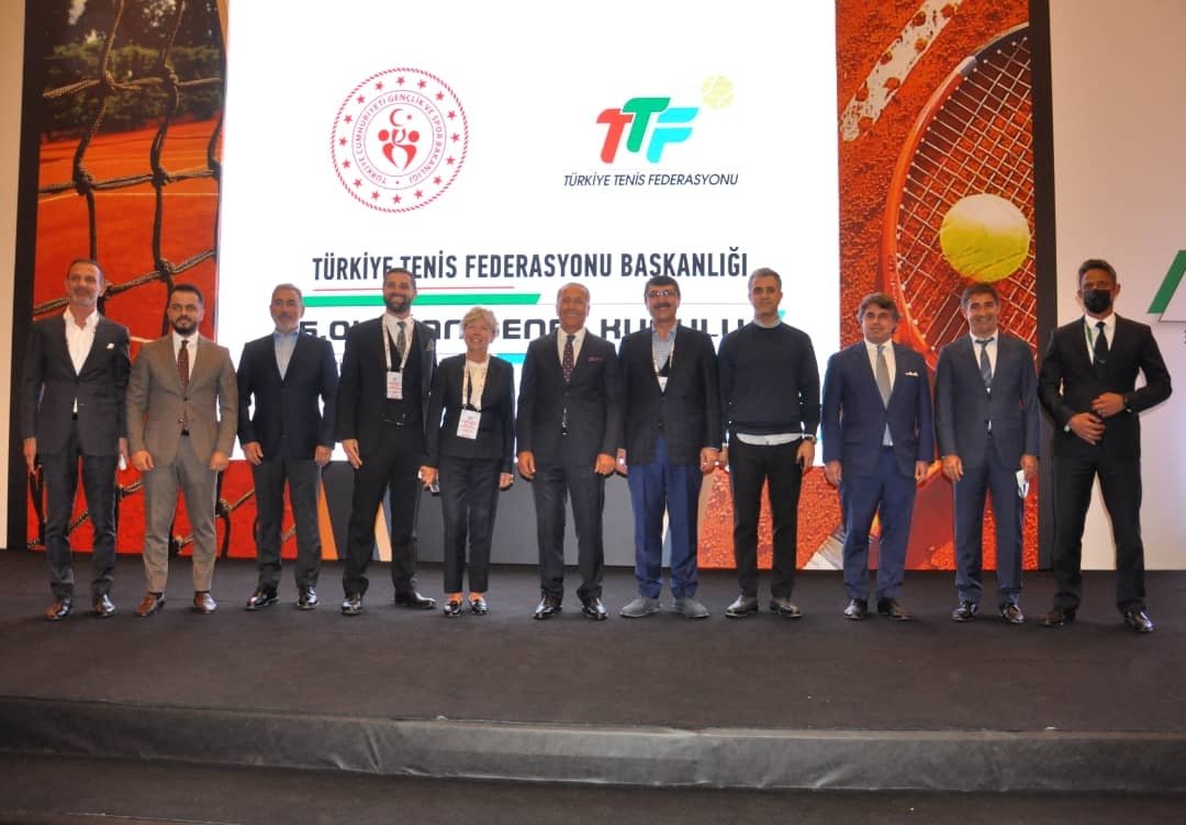Olağan Genel Kurulumuz sonucunda delegelerimizin teveccühleriyle bir kez daha ülkemiz tenisine hizmet edecek olmanın onurunu yaşıyoruz.

Bizi bu göreve layık gören camiamız için paydaşlarımızla iş birliğinde ülkemizin her noktasına tenisi götürmek adına var gücümüzle çalışacağız.