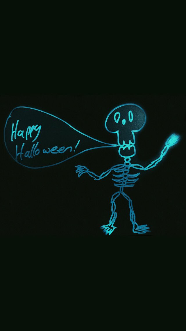 Dontwalkdown's tweet photo. The spirits run wild tonight! Have a good one all! #halloween #happyskeleton #currentmood https://t.co/pRUK4KDBA8