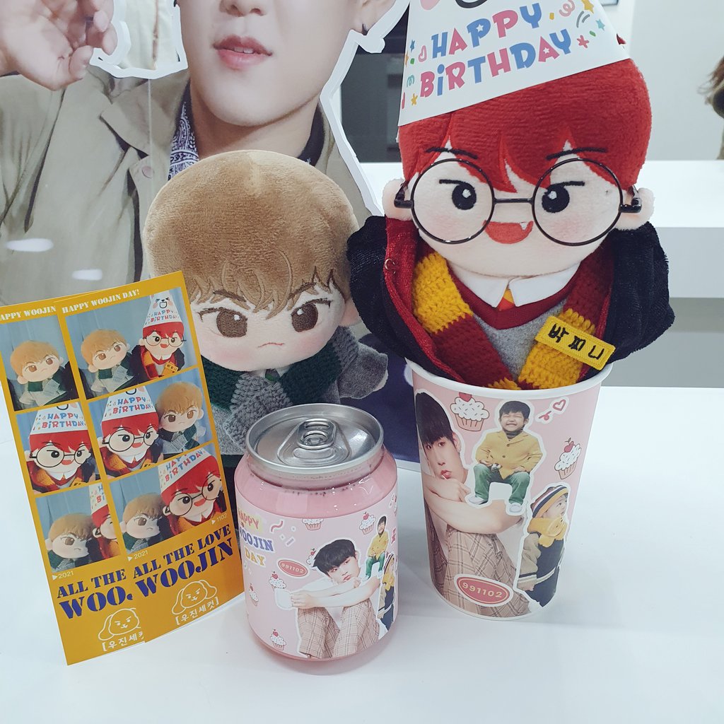 pwj_ddoddo's tweet photo. 심장뛰는 여섯글자 박우진춤춘다 우진이의 감성 가득한 말들 보면서 우진이 잘생기구 귀여운 사진 잔뜩보는 행복한 우진절 ❤❤🐦 https://t.co/60In7R7FQS