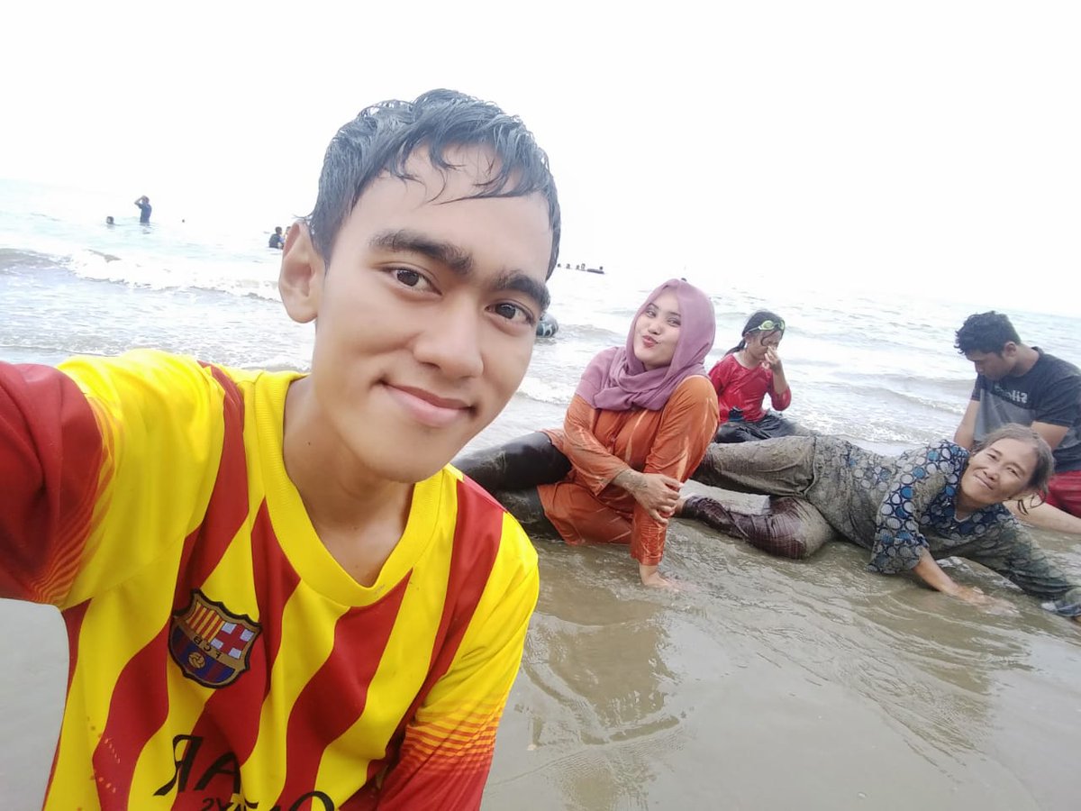 sriyeni1111's tweet photo. https://t.co/FfLnJpYMo4