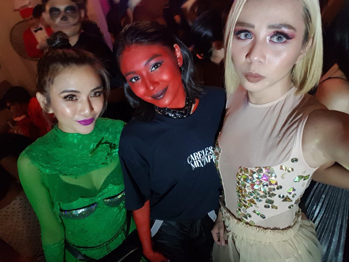 GFORCE_Grace's tweet photo. Happy Birthday Nads @hello_nadine and missing this Halloween Party 👻🎃❤️ #Nadine28thBirthday #NadineLustre @tellemjaye https://t.co/HrMxMnL916
