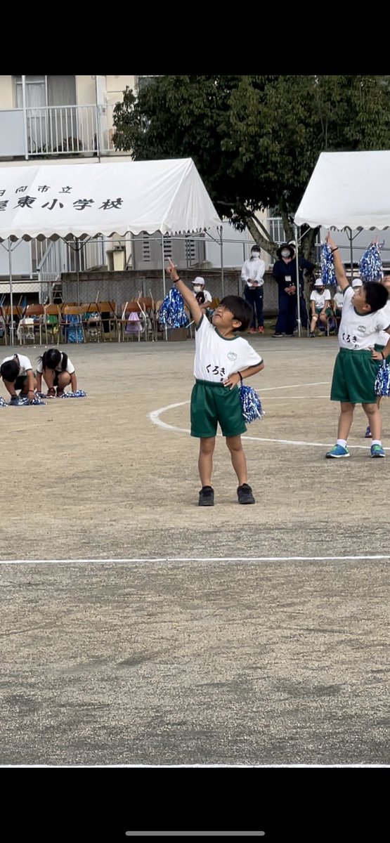 sos0104's tweet photo. 運動会。ダンスと徒走だけで
物足らんかったけど、楽しかった🤟
一年生はまだまだへなちょこりんでかわいいもんやな😏

昼からは焼肉して中々疲れた〜
そして、やっと明日で代車生活が終わる https://t.co/aKxFFBBnSZ