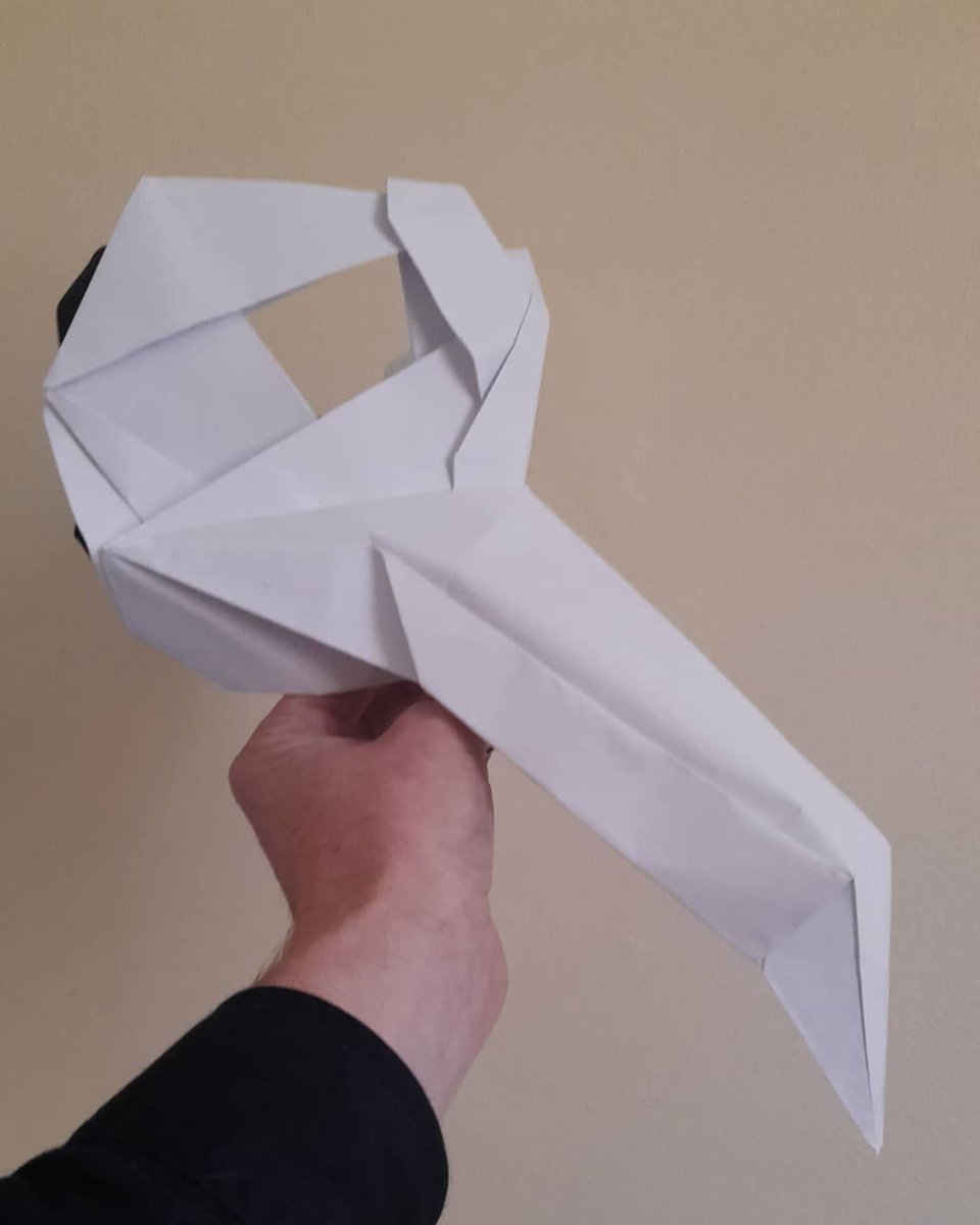 MattBookbinding's tweet photo. Plague Doctor Mask (@gen_h). Folded by me. Last night's costume. 58x58cm cartridge paper. Happy Halloween! #origami #plaguedoctor #plaguedoctormask #plague #bubonicplague #origamimask #halloween #halloweencostume #allhalloseve #halloweenorigami #horror #gothic 💀🪦🖤 https://t.co/9KAFob6Lt1
