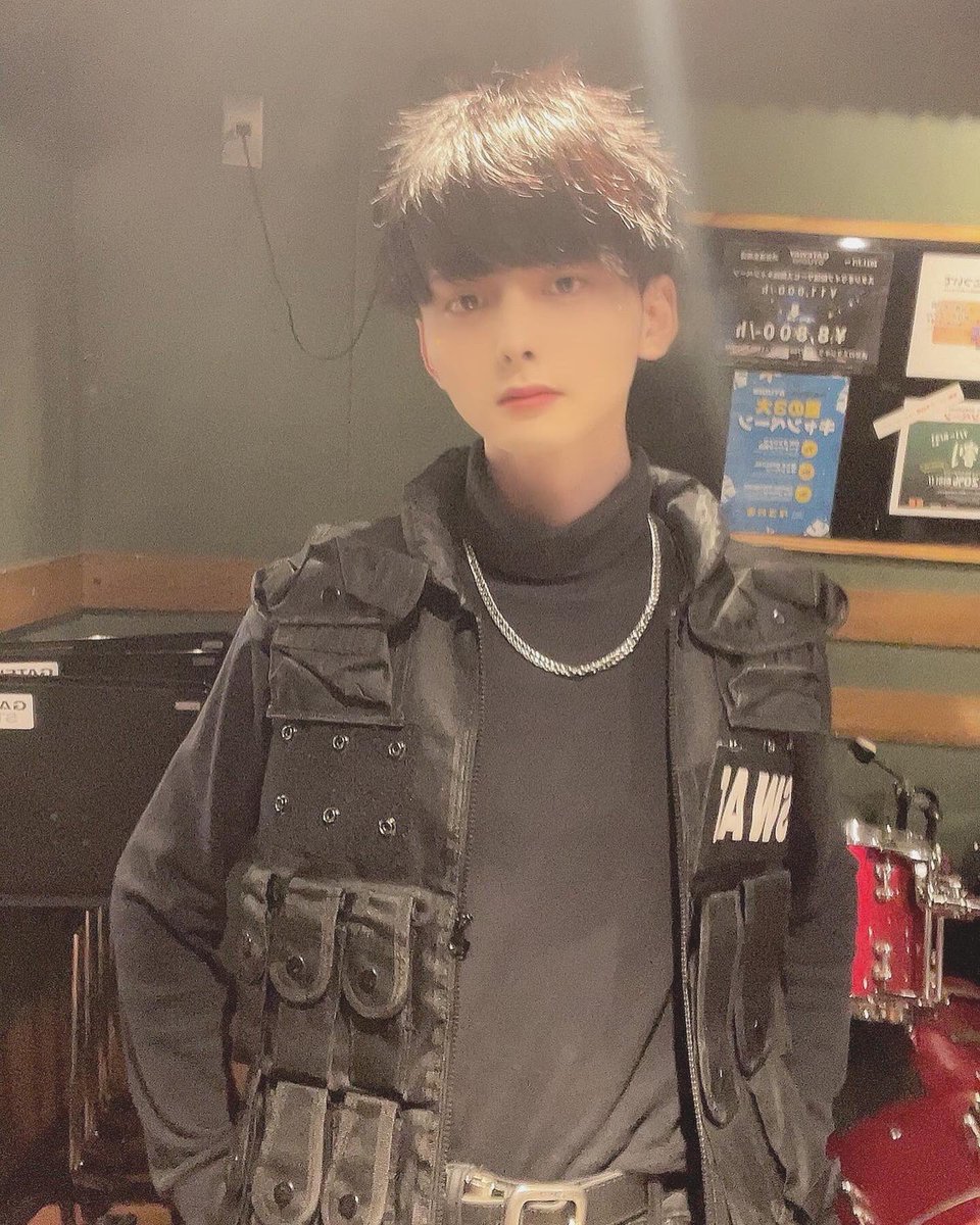 i_toxic_taiga's tweet photo. たいがー、インスタと同じ写真載せるのやめなー
でもインスタのストーリーに歯磨き動画載せてるし！
1人おしゃべり系ね https://t.co/9GuvXHLCnK
