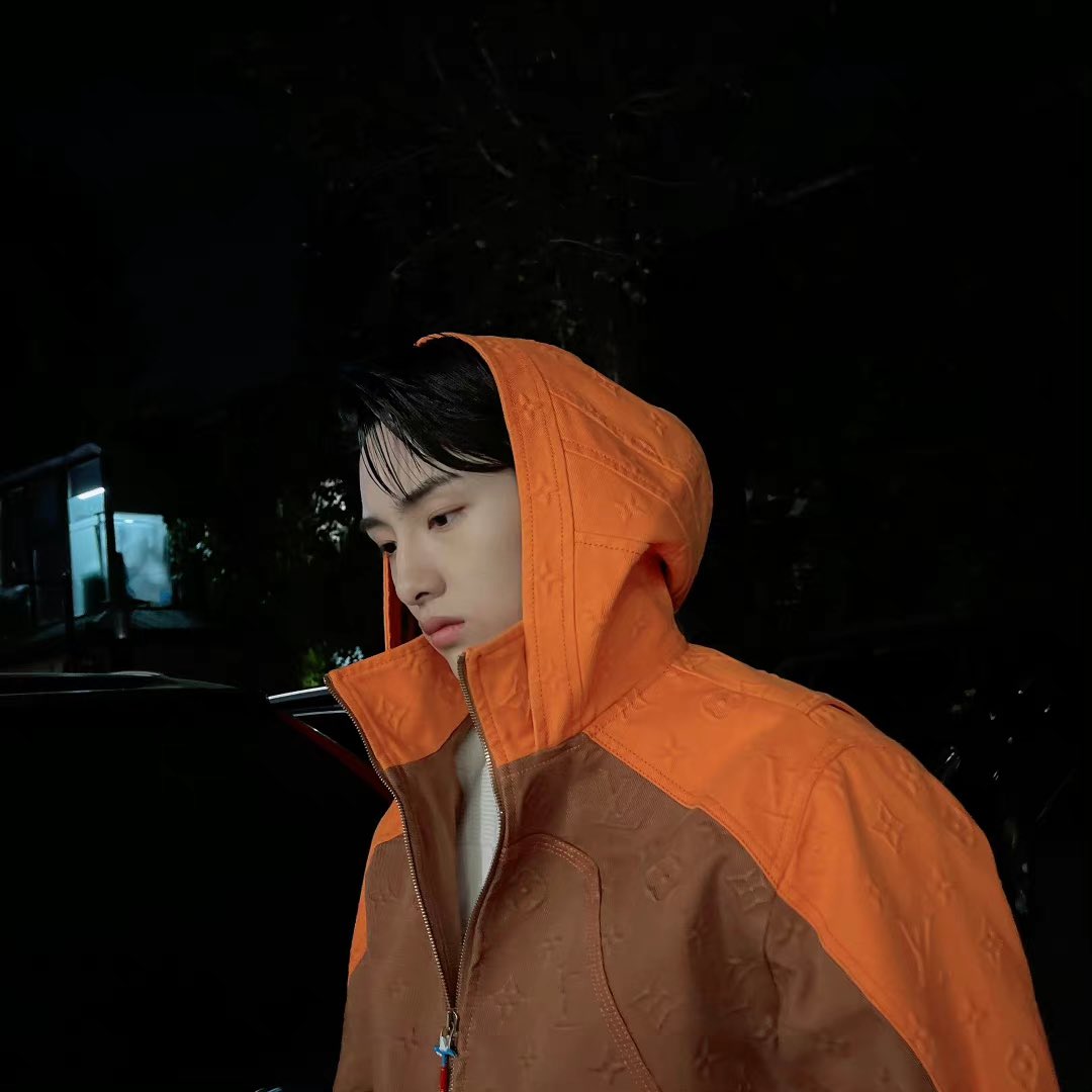 ต่งอัพเว่ย “คอสเพลย์ halloween ปีนี้คือ ต่งซื่อเฉิง เองครับ” หล่ออ่ะ ㅠㅠㅠㅠㅠㅠㅠ