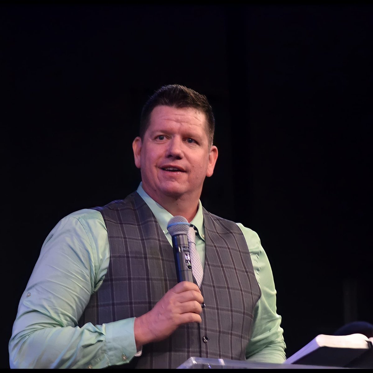 glennschroder's tweet photo. “You are not fighting for VICTORY!
You are fighting from a PLACE OF VICTORY!”
Ps @AtBoshoff
We must live life from God’s perspective, that’s what gives us the ADVANTAGE!
#AdvantagePoint
Don’t miss our 6pm service as we unite with Ps @AtBoshoff as #CRC
#DivineRestoration https://t.co/8dInbqp68s