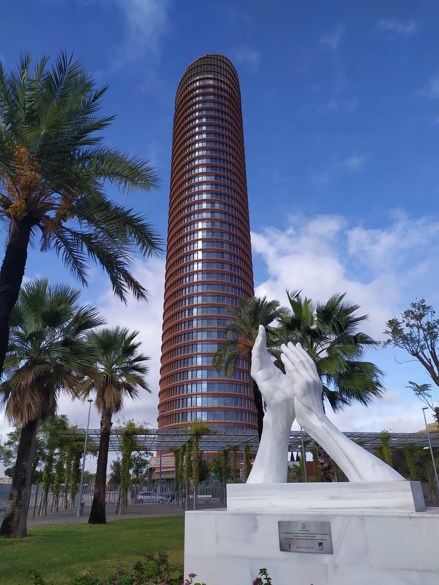 Feliz domingo
Por todos ellos!! 👏👏👏
#COVID19 #Sevilla