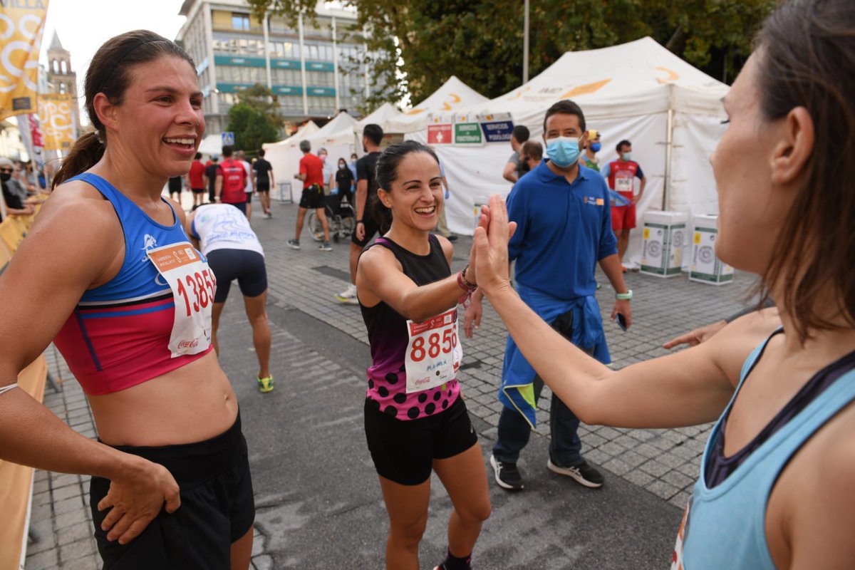 Sevilla10K's tweet photo. 🥇@MamenLedesma🥇 ganadora del Circuito #Sevilla10 en las dos últimas ediciones, de nuevo en lo más alto del pódium tras ganar hoy la carrera #CascoAntiguoCaixaBank.
🥈 ha sido la triatleta Katherine Mills y 🥉 Georgia Palfrey. https://t.co/r9G83UiVvb