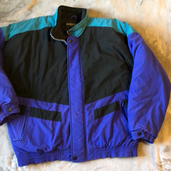 So good I had to share! Check out all the items I'm loving on <a href="/Poshmarkapp/">Poshmark</a> from @Flip5412 #poshmark #fashion #style #shopmycloset #gravitydefy #pacifictrail: posh.mk/hta6AcJHNkb