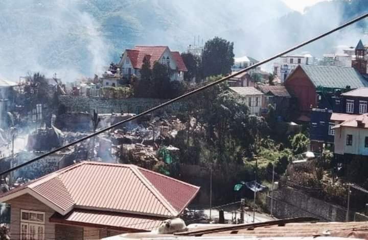 Tragic scene after the fire in the peaceful town of Thantlang due to the military junta.
Nomore home to come back for someone💔.
#WhatsHappeningInMyanmar 
#Thantlang 
<a href="/CIJ_ICJ/">CIJ_ICJ</a> <a href="/POTUS/">President Donald J. Trump</a> <a href="/RapporteurUn/">UN Special Rapporteur Tom Andrews</a>