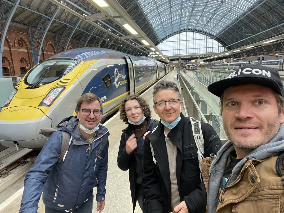 Slovenia in UK tweet media