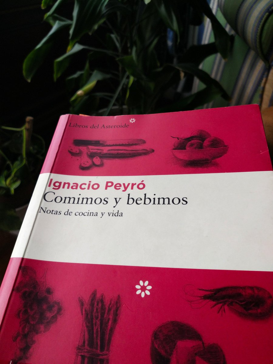suevigu's tweet photo. @ignaciopeyro @LibrosAsteroide Si es tan delirantemente hedonista como 
"Comimos y Bebimos" no sé si me voy a atrever, leyéndolo pasé por todos los pecados:gula,envidia,codicia ...y como no creó q hasta engordé de verás y de gozo. Un placer leerte! https://t.co/mDfnR05SPQ