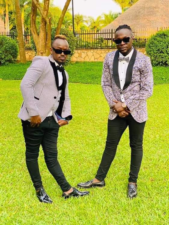 YkeeBenda's tweet photo. Manu And Arsenal this season https://t.co/4VUZZlMZDD