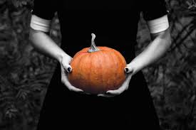 HEPHarwill's tweet photo. Happy Halloween from the Harwill Team! We hope you have a spooky day and a scary night! https://t.co/rCwOG0TsWn
