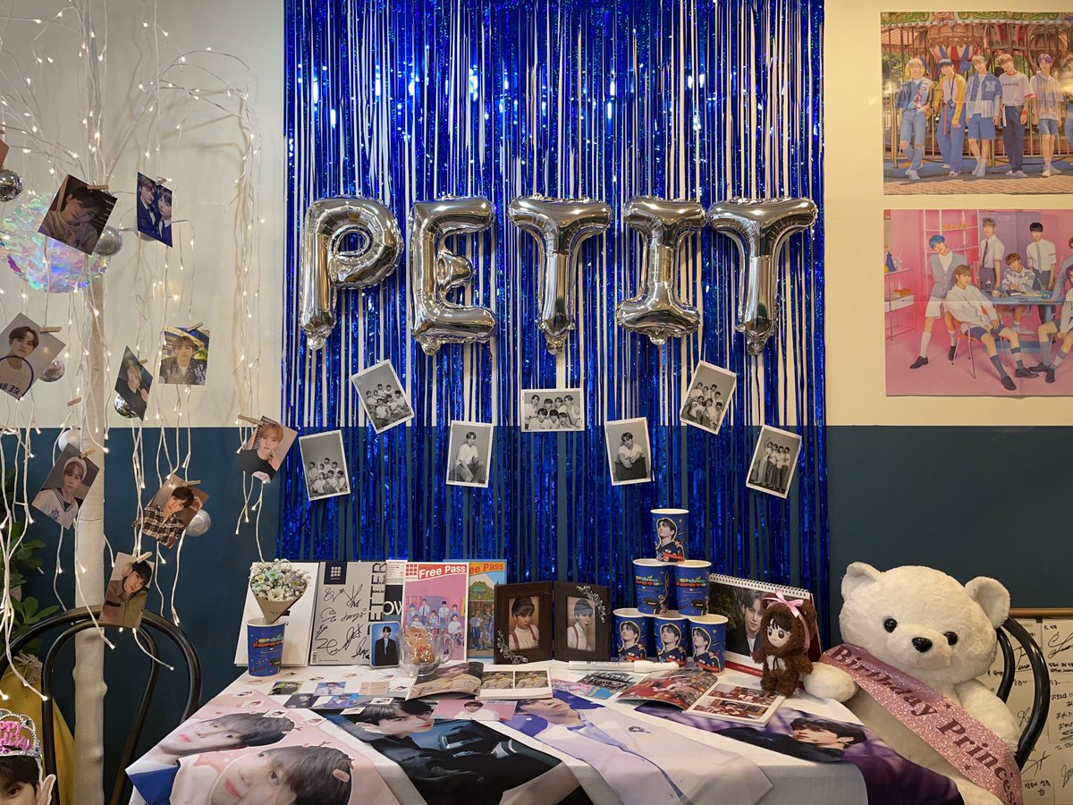 yun_opal's tweet photo. 윤성이 생일 카페 이벤트 마감💙
작년보다 더 많은 분들이 찾아주셔서 더 풍성한 3일이 되었습니다🙂
찾아주시고 후기 남겨주신 분들 모두 감사드립니다‼️

#제일_빛나는_별_윤성아_생일축하해
#윤성아_너의_태양은_평생_빛날꺼야 https://t.co/wsj9kJNONT