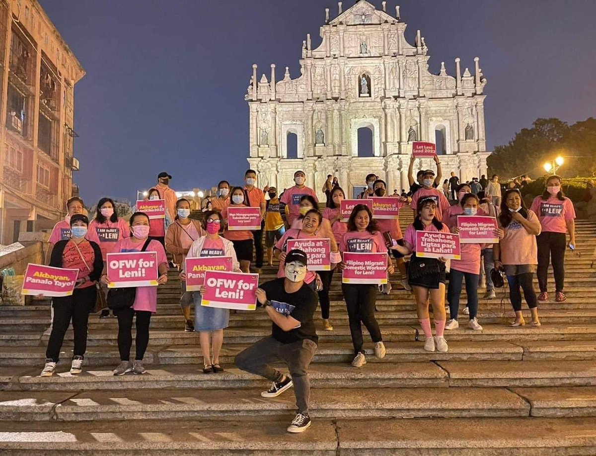MB_RAntonio's tweet photo. Filipinos from as far as Hong Kong, Macau, Austria, Ireland, Kuwait, and Qatar hold their own “people’s campaign” for VP Leni Robredo and her running mate, Senator Kiko Pangilinan. 📷: Team Leni Robredo  @manilabulletin https://t.co/0eHIfYmW2F