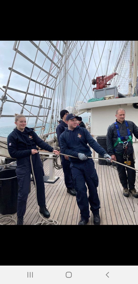 URNUBirmingham's tweet photo. Throughout the week, 2 of our OC's joined cadets from other URNUs as well as Cambridge UOTC on a voyage with the 'tall ship' SV Tenacious. This was a great opportunity for OCs to find their sea legs in a more challenging environment.
@JubileeSailing #URNU #SVTenacious https://t.co/ylAY8GO1Pf