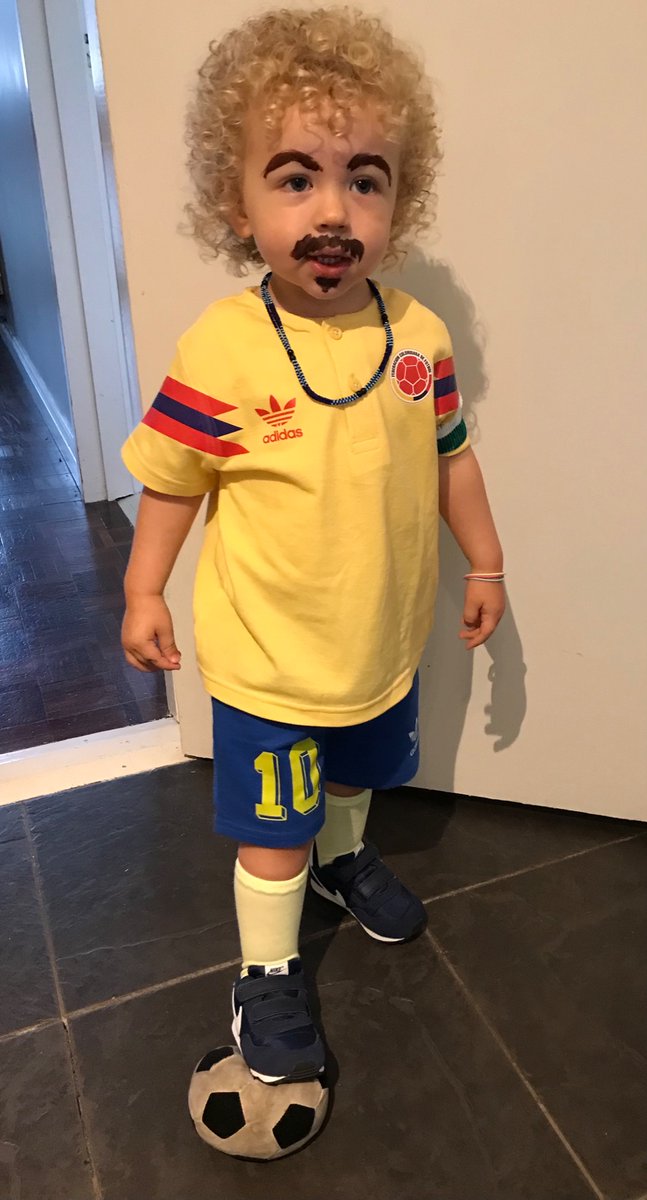 PaulDollery's tweet image. With a son with hair like that, I felt I had no option but to indulge my vicarious tendencies before he’s old enough to decide for himself that he’d rather dress as Spiderman.

Happy Halloween from @PibeValderramaP 🇨🇴