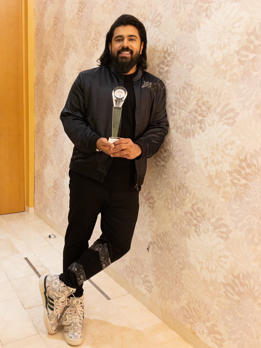 NivinOfficial's tweet photo. Thank you #FilmfareMiddleEast for the honour. 

Thank you @manjuramanan 

@filmfareme 

#FFMEAchievers #FFME #Filmfare #AchieversNight #Dubai https://t.co/jY4nczp5dP