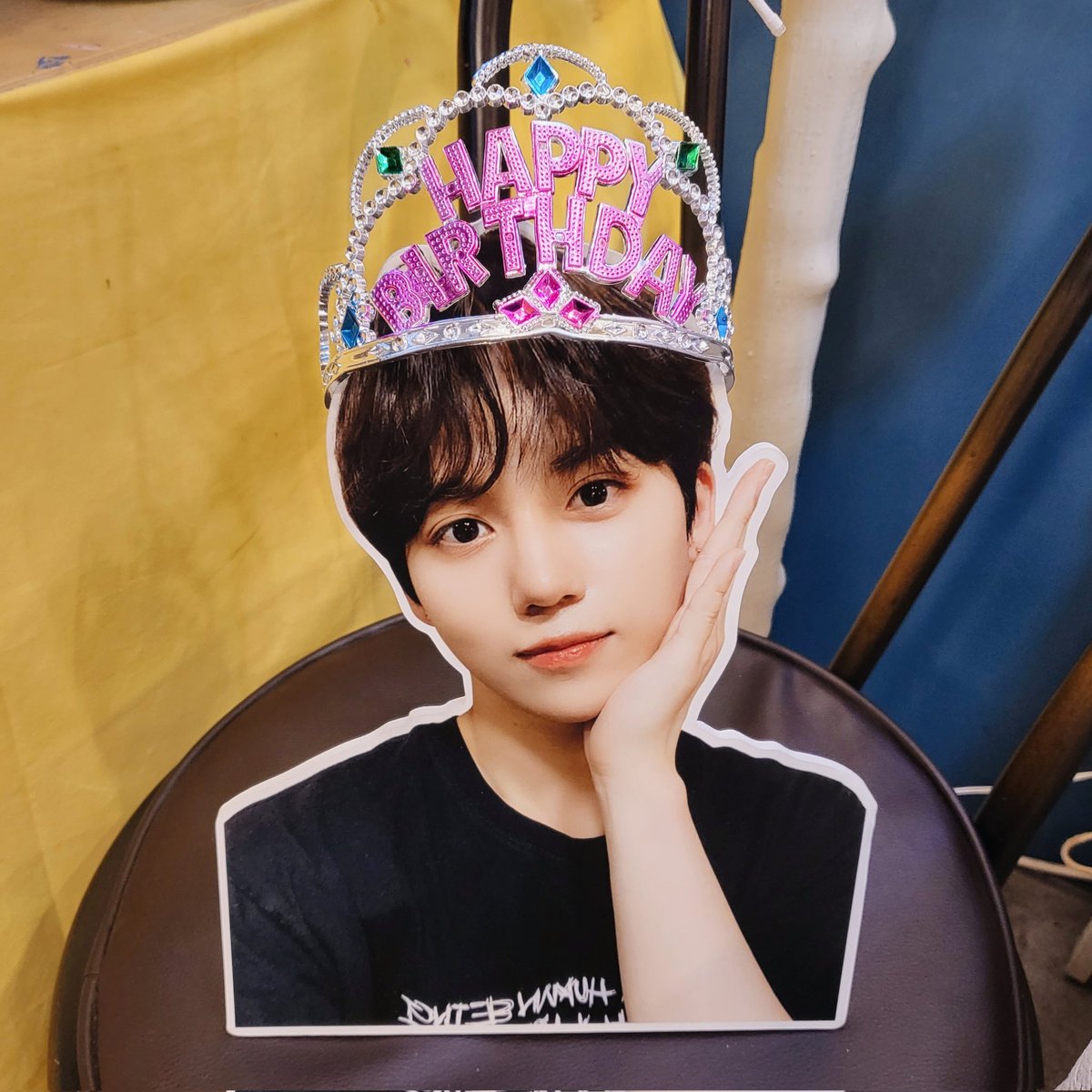 yooncastle_2nd's tweet photo. 망원 꽃뜨루🌼

곰돌이 마카롱 짱귀여움🧸
이벤트 열어주셔서 감사해용 !

#제일_빛나는_별_윤성아_생일축하해
#윤성아_너의_태양은_평생_빛날꺼야 https://t.co/ZfW4Yhnclt