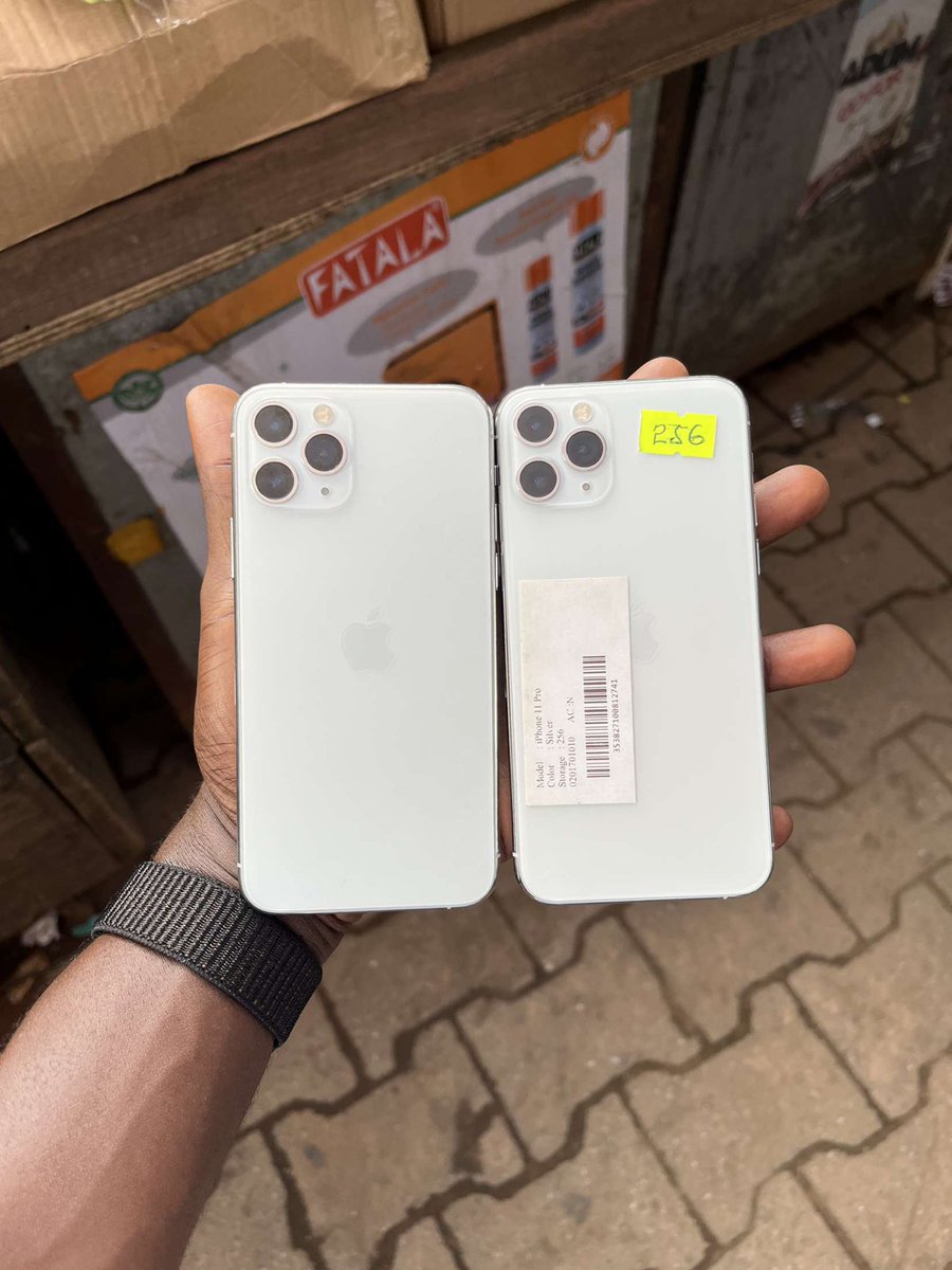 fly_applecare's tweet photo. iPhone 11pro 64 and 256gb unlocked  

Call/whatsapp:0507736975/0593916397 https://t.co/RAHTxkhosD