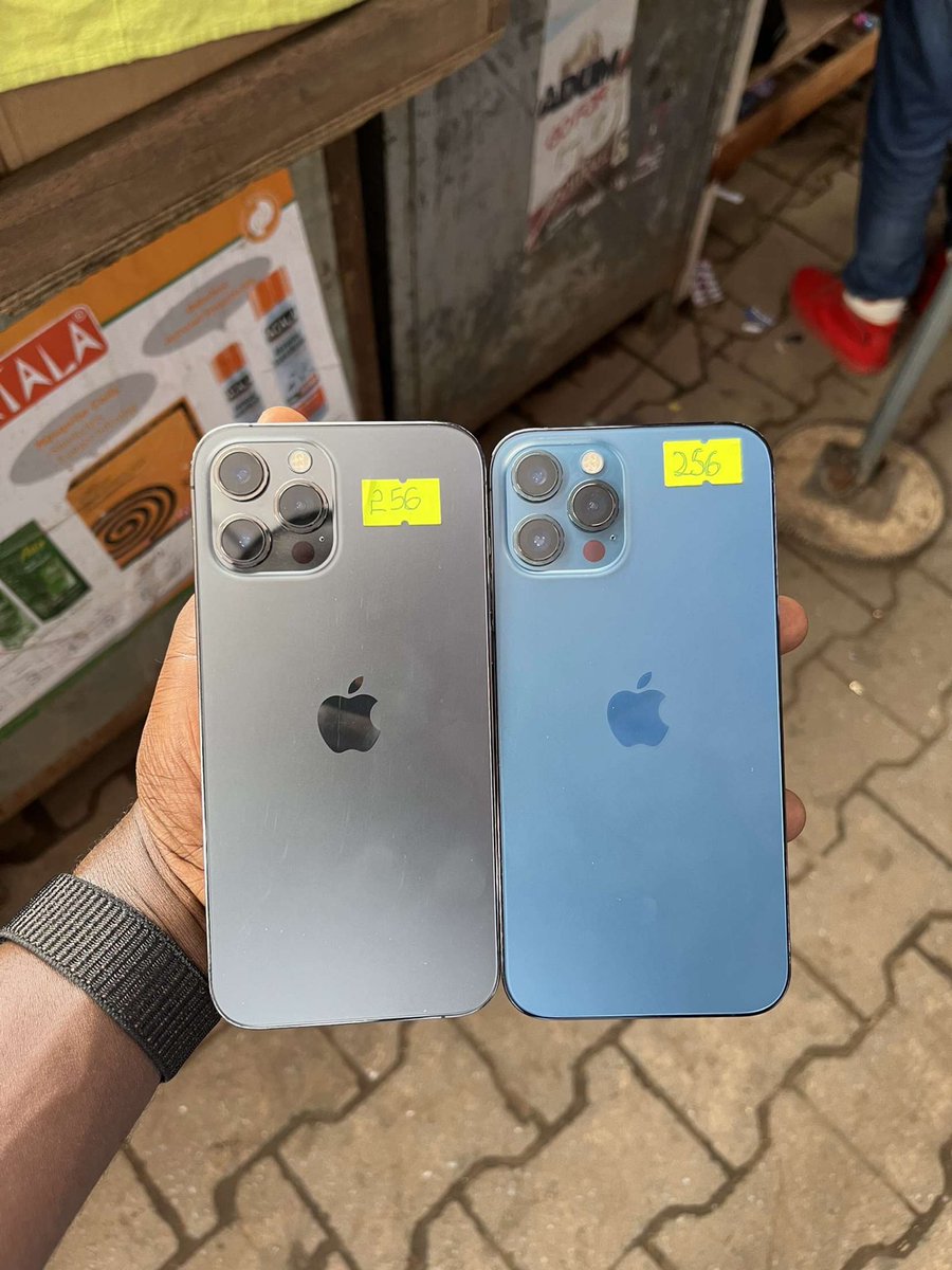 fly_applecare's tweet photo. iPhone 12proMax 256gb semi and unlocked  

Call/whatsapp:0507736975/0593916397 https://t.co/LfgrgcqoHo