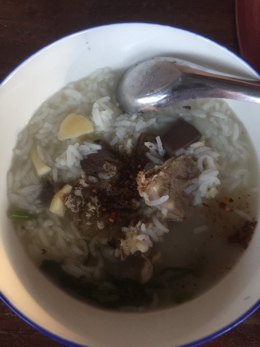 toxaeir's tweet photo. ມາເດີກິນຕົ້ມເຂົ້າປຽກ  🥣🍷
FB: Toxaeir Ptl 
IG: Toxaeir Ptl https://t.co/UXAcTnMPPw