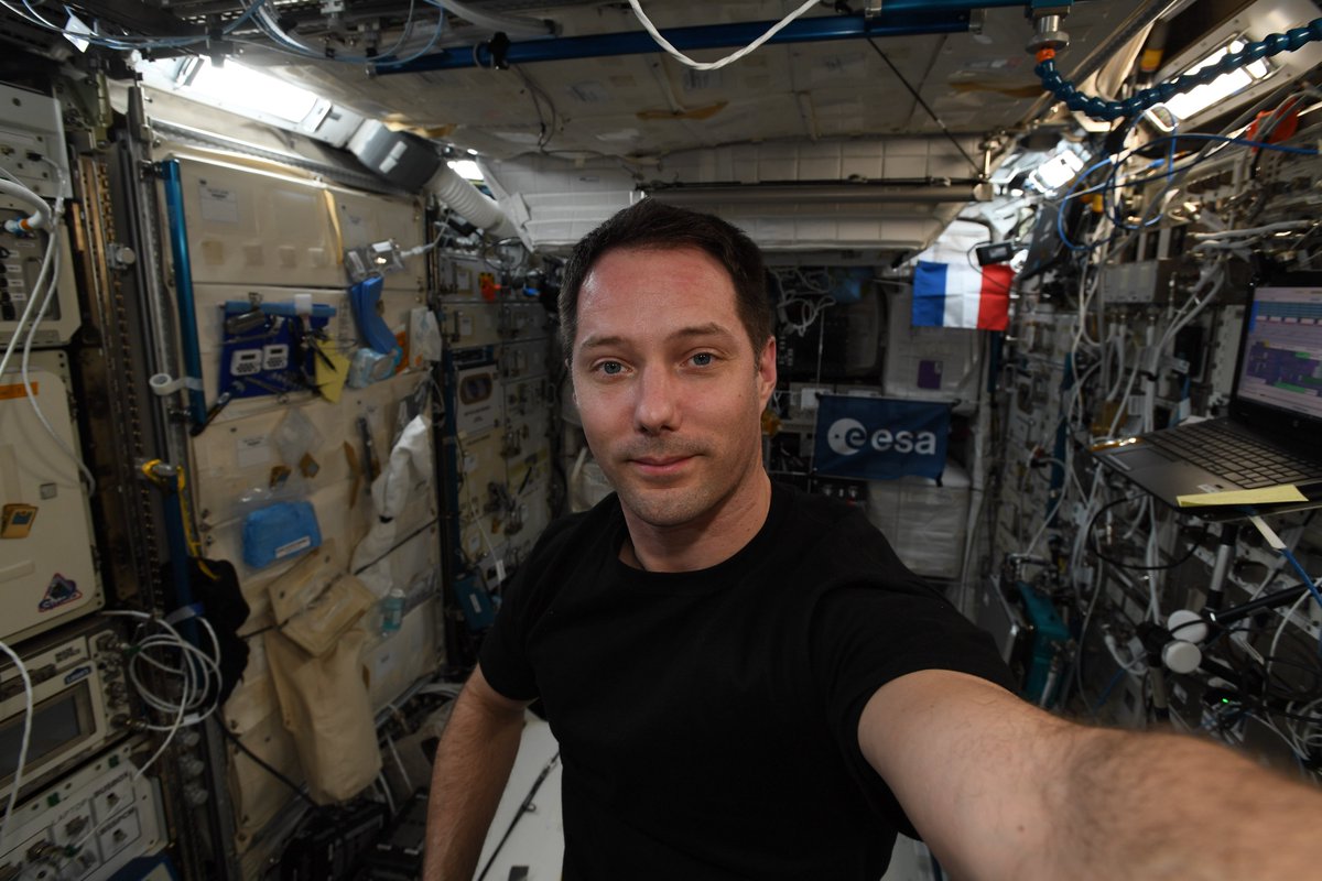 Thom_astro's tweet photo. You know what: today I don’t feel like posting. For the first time in 386 days on orbit, I’ll take a day just for myself. Have a good day everyone and enjoy! #MissionAlpha https://t.co/IGW68tavZK