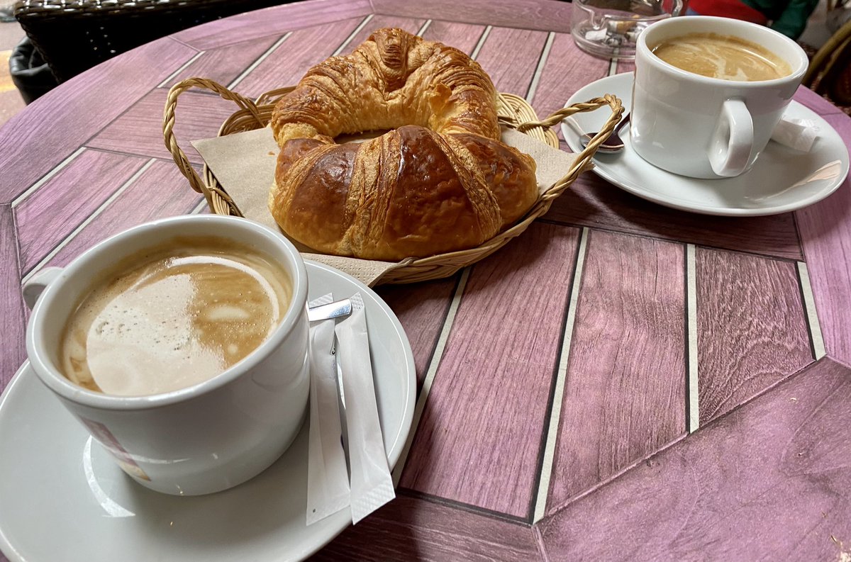 BAPF61's tweet photo. #SundayService✝️#ServiceDominical 🥐 https://t.co/KqRWTV4PvX