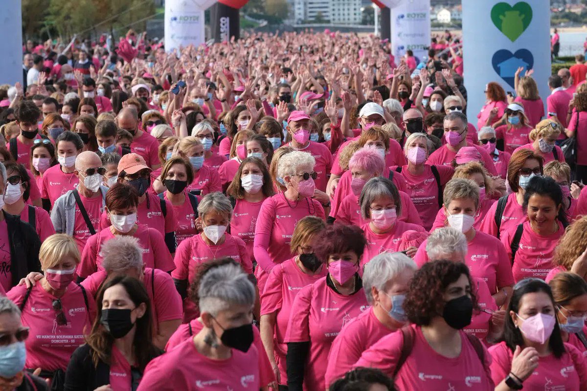 ¡MAREA ROSA!🎀Arranca la nutrida y animosa marcha contra el cáncer de mama 👏👏

ℹ️👇👇👇
donostitik.com/katxalin-movil…

<a href="/katxalin1/">Asociacion Katxalin</a> <a href="/donosti_tik/">Donostitik</a> #Donostia #Marcha2021